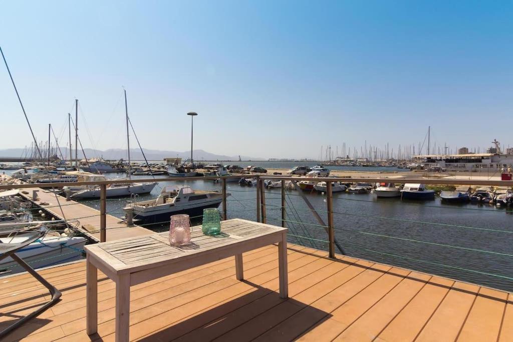 Houseboat Sardinia Suite Каляри Екстериор снимка