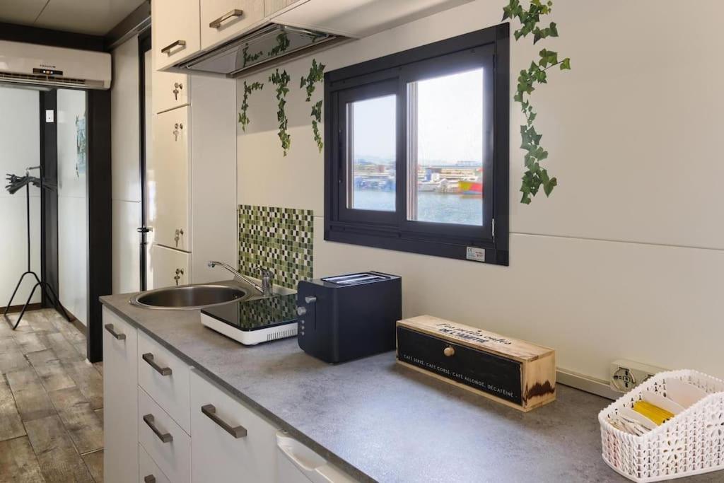 Houseboat Sardinia Suite Каляри Екстериор снимка