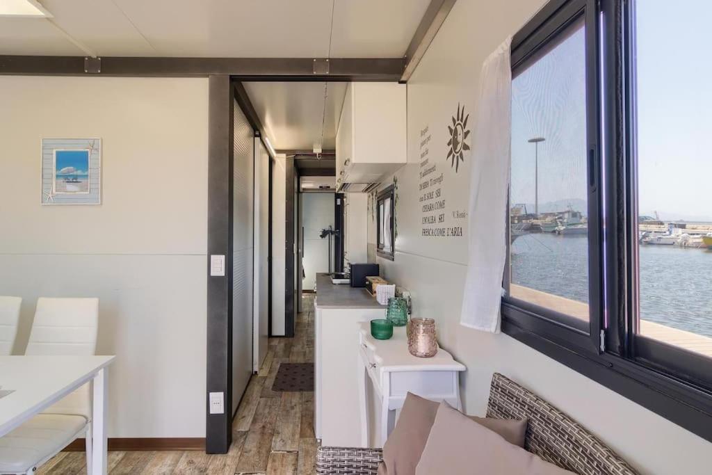 Houseboat Sardinia Suite Каляри Екстериор снимка