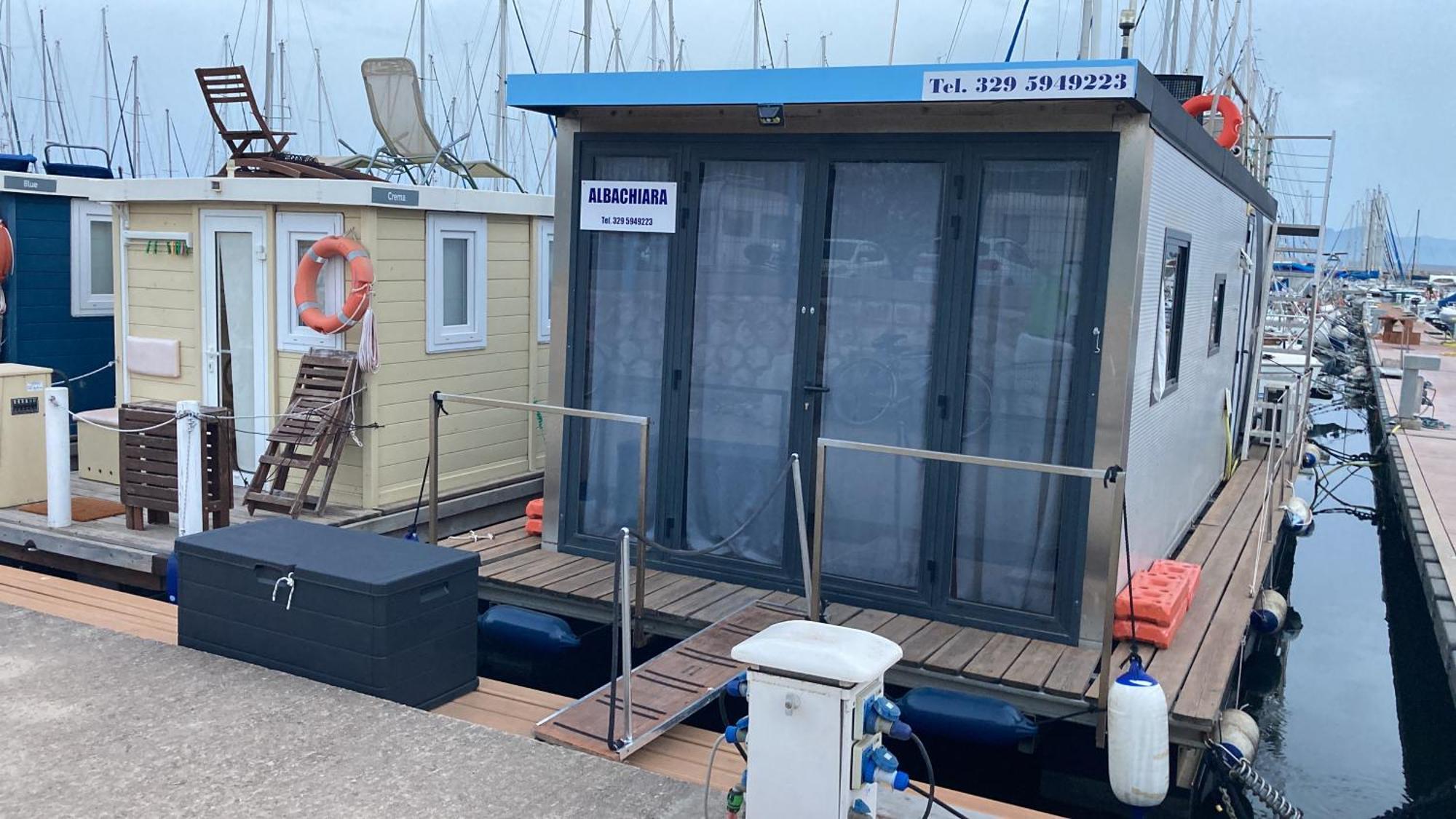 Houseboat Sardinia Suite Каляри Екстериор снимка