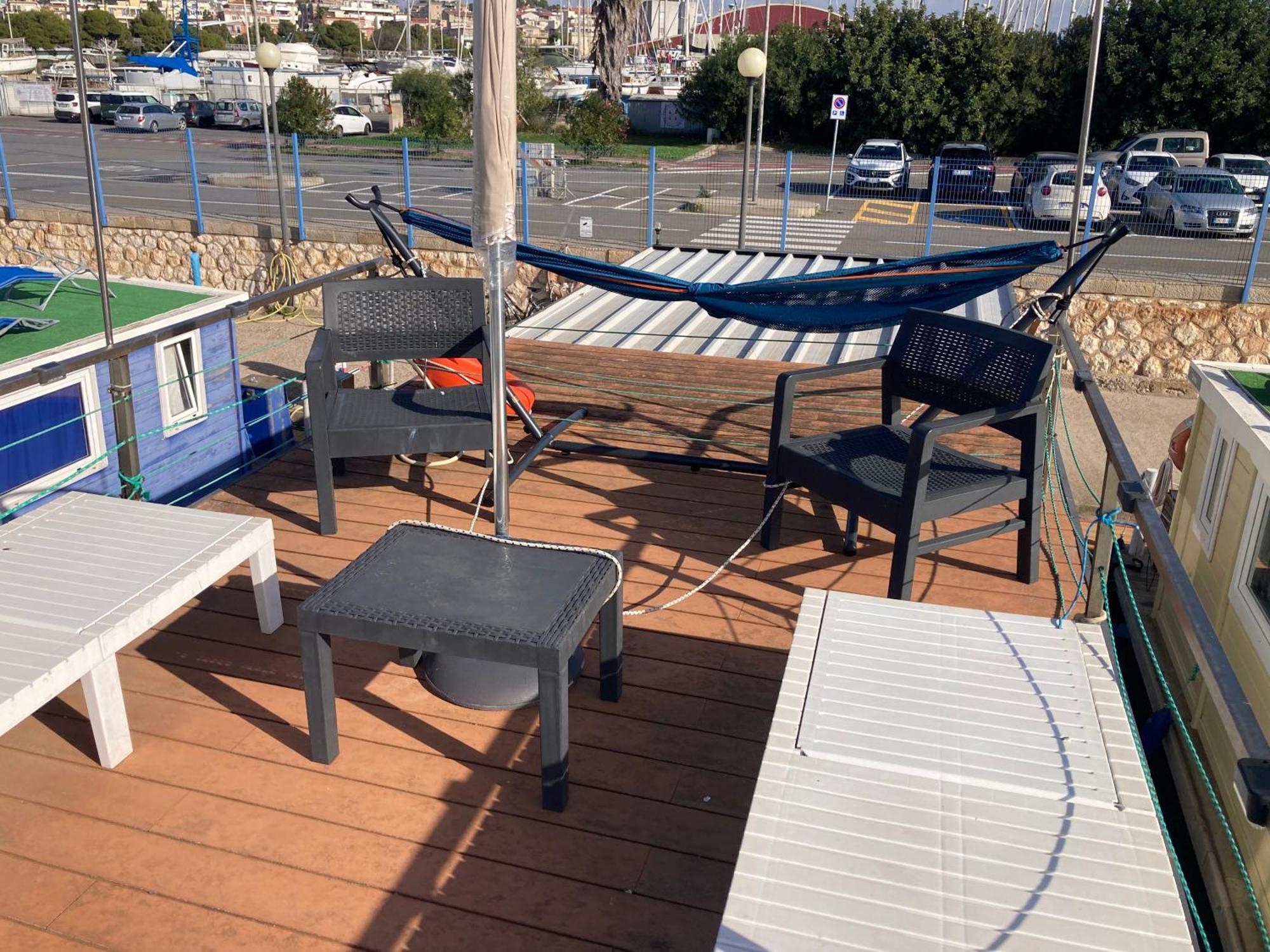 Houseboat Sardinia Suite Каляри Екстериор снимка